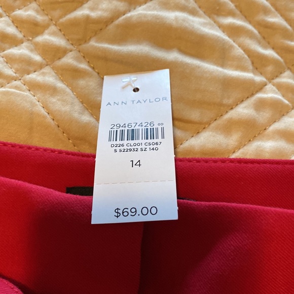 NWT Ann Taylor tie waste shorts - Picture 2 of 3